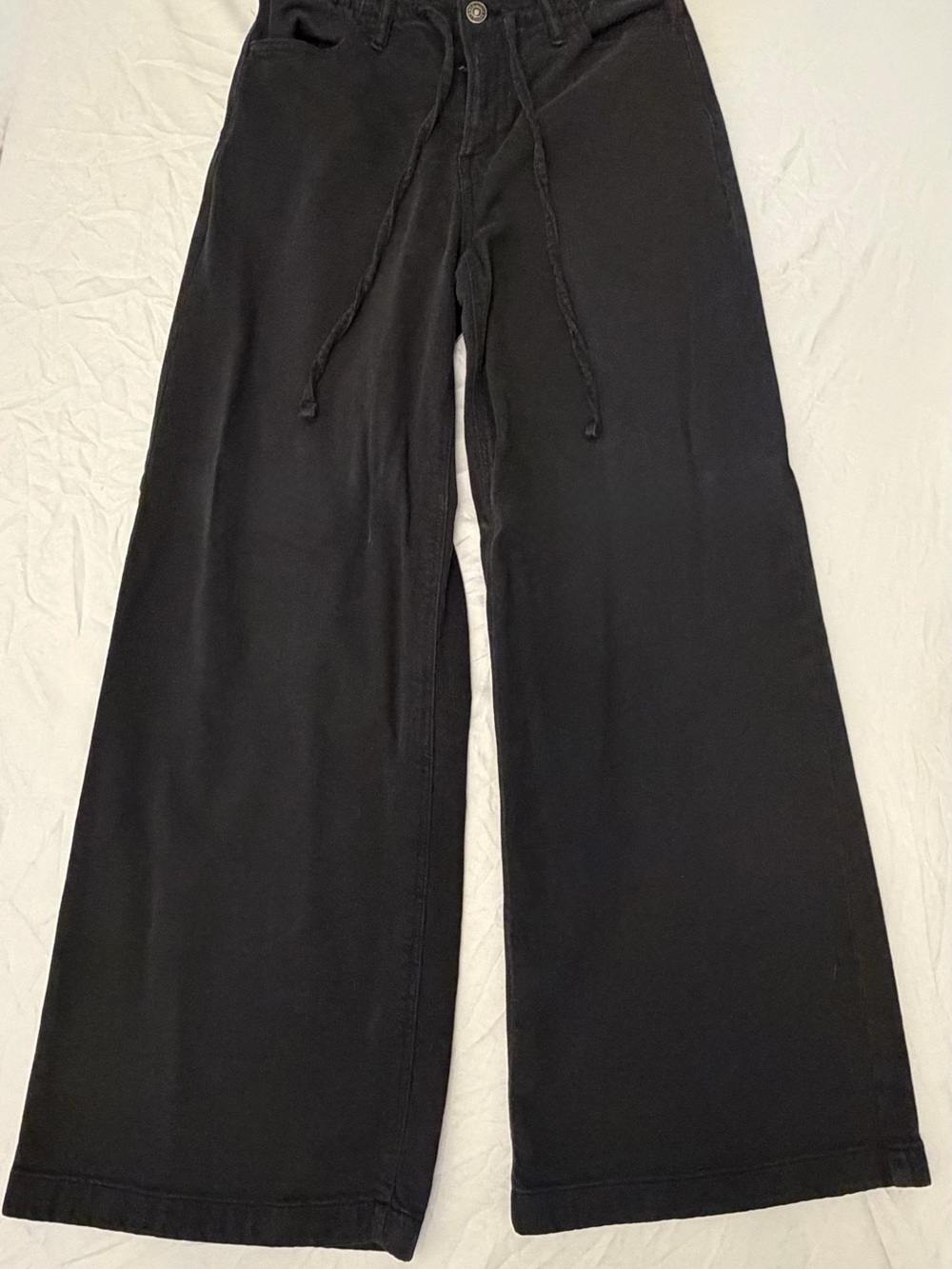 American Eagle Outfitters Black Wide-Leg Drawstring Jeans